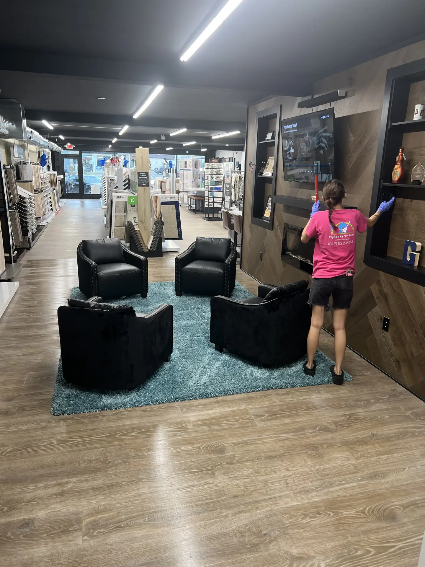 Office trash cleaning services in Indianapolis IN