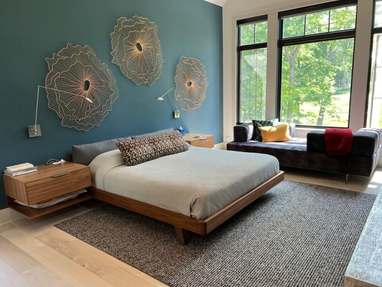 How Long Does It Take for a Cleaner to Clean a 4-Bedroom House?