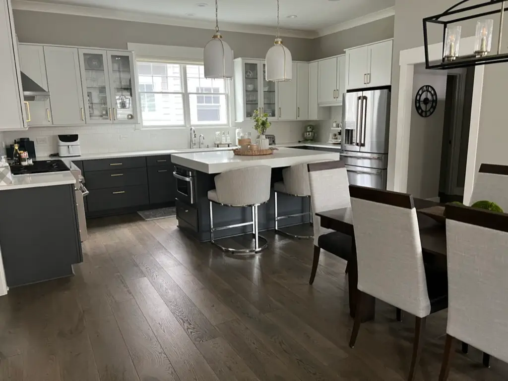 Deep cleaning vs. regular cleaning comparison