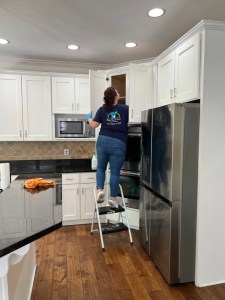 Do You Leave When a House Cleaner Comes?